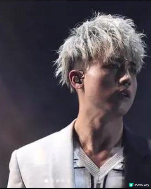 江𤒹生 - 香港男歌手、跳唱組合MIRROR副隊長、演員
