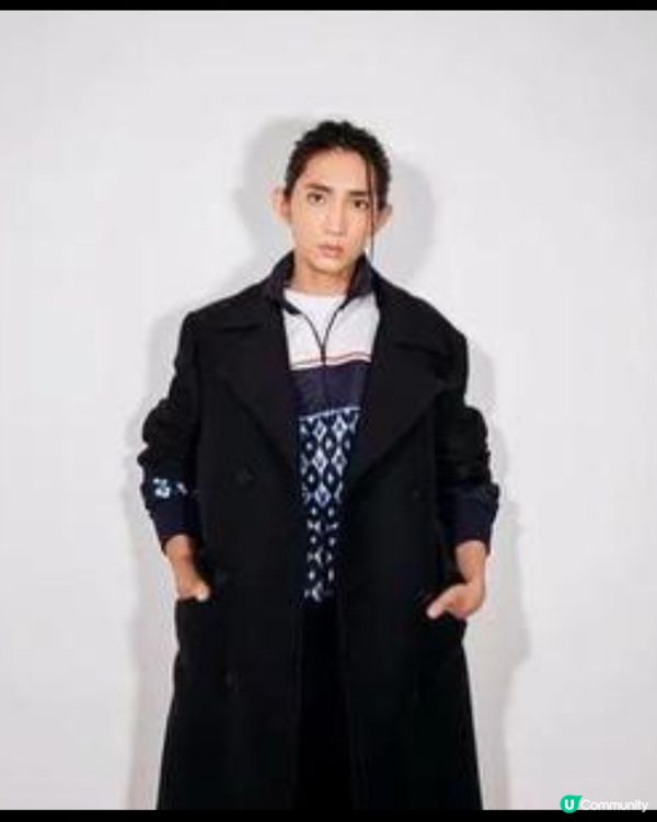 楊樂文 -香港男歌手、香港男子跳唱組合