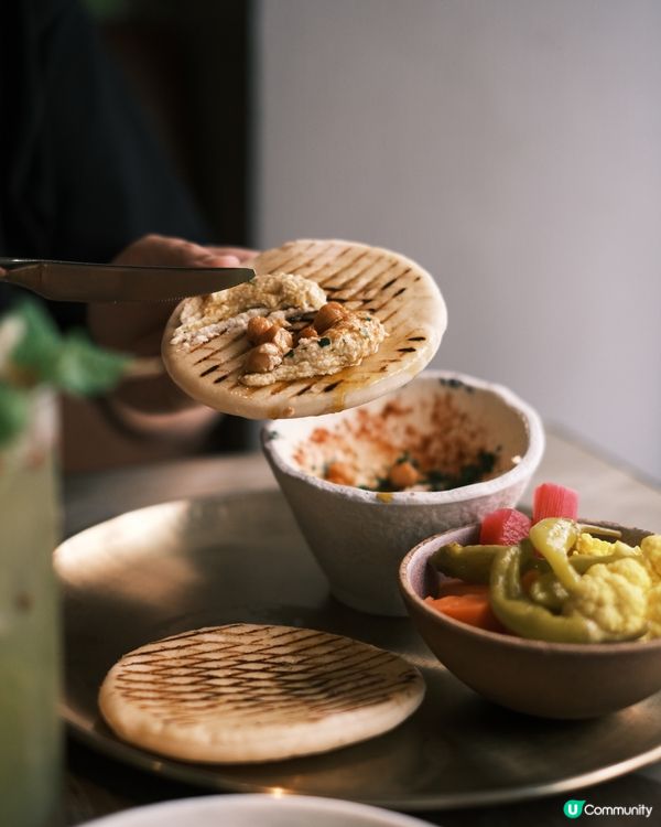 中環必食中東菜🤤 開門前已經大排長龍！