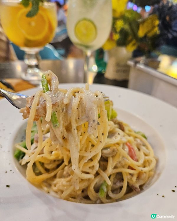 親子餐廳🦜 食飯睇戲兩不誤 🎬🍟