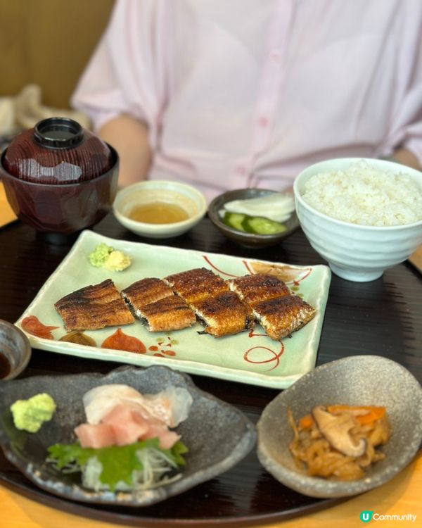 90年老店自家飼養極品鰻魚