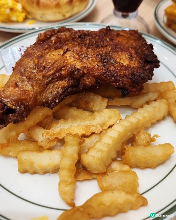 舒適的油塘茶記