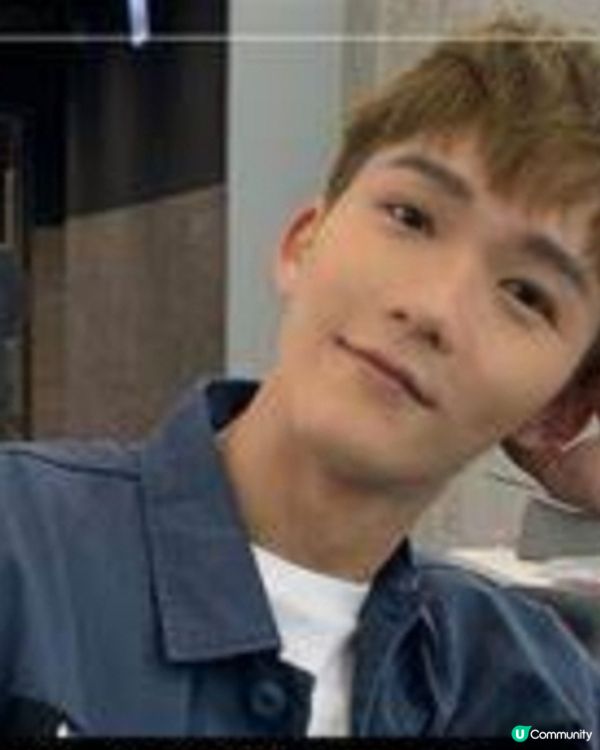 王智德 - 香港男歌手、香港跳唱組合MIRROR成員
