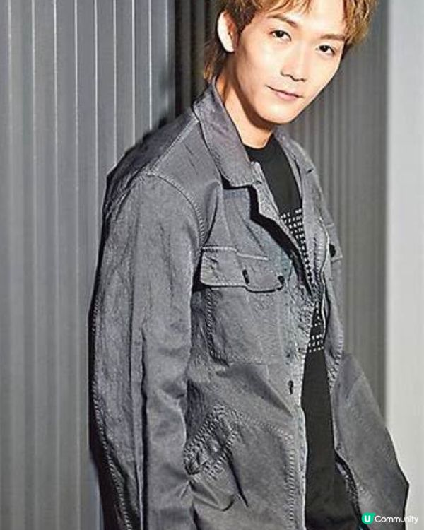 王智德 - 香港男歌手、香港跳唱組合MIRROR成員
