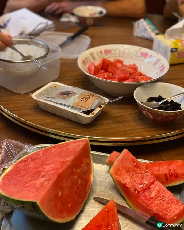 抓緊夏天的尾巴～食西瓜涼粉～