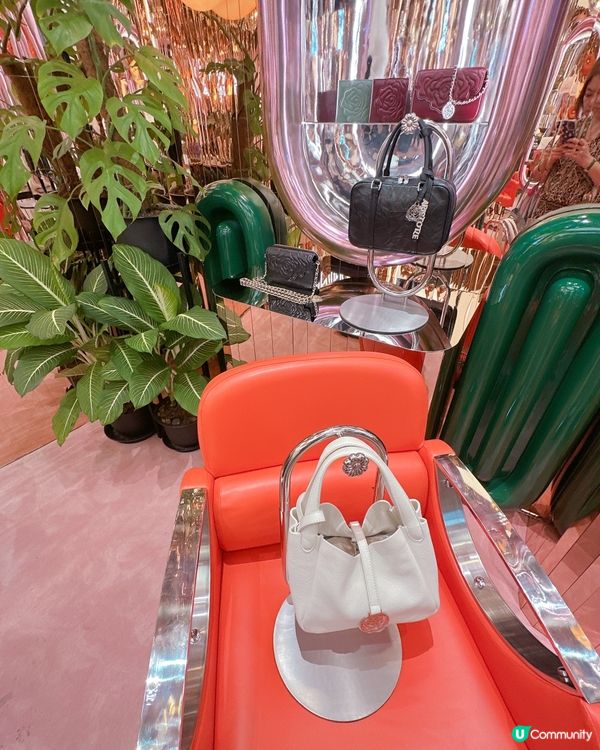 ## 曼谷貓貓店🐱  原來賣袋😂😂