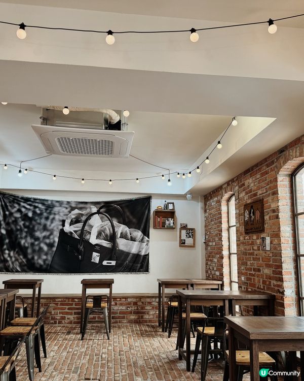 聖水洞牛角包天花板◜ Beton ◞ ෆ​ 