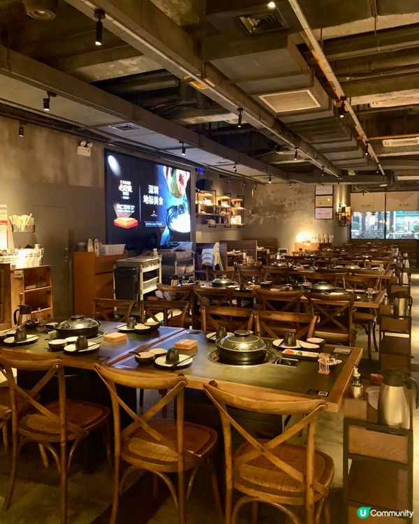 聽住live band食雞煲勁chill