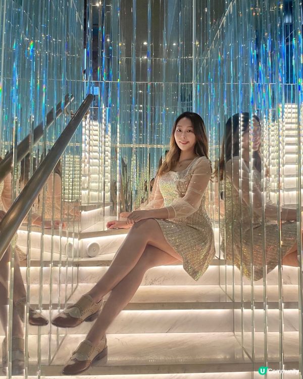 慶生必訪餐廳！打卡超靚鏡面樓梯❤️