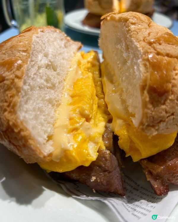 澳門🇲🇴滑蛋芝士豬扒菠蘿包