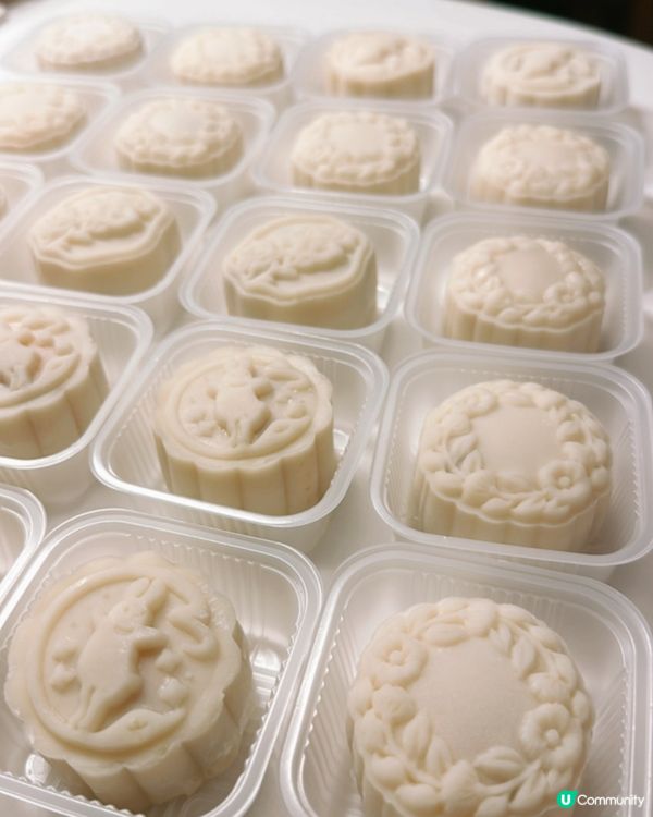 Homemade蛋黃奶黃冰皮月餅