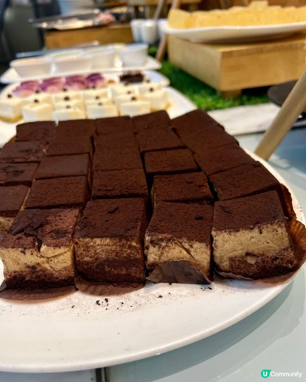 $100半自助午餐多甜品｜香港製造雪糕｜林明頓｜朱古力布朗尼