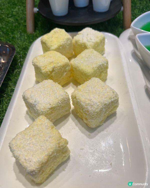 $100半自助午餐多甜品｜香港製造雪糕｜林明頓｜朱古力布朗尼