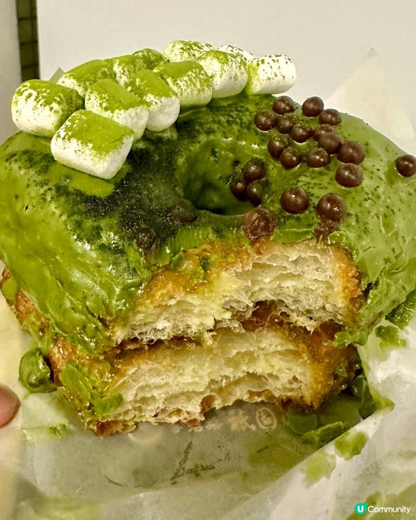 A1麵包店新出宇治抹茶千層酥冬甩