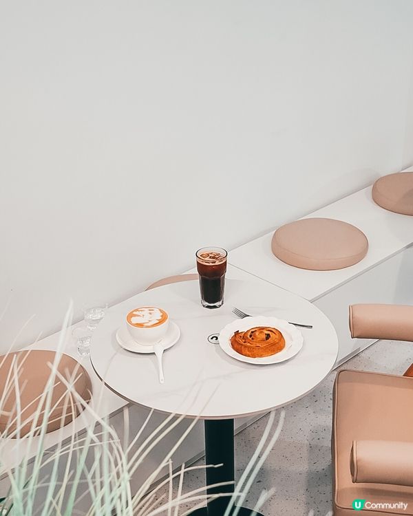 尖沙咀打卡新去處 ✨ 純白空間，嘆越南咖啡☕️