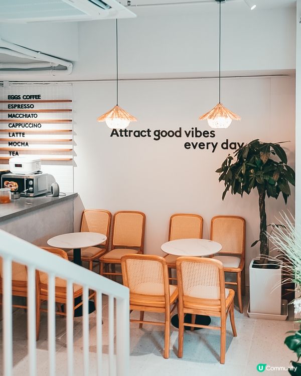 尖沙咀打卡新去處 ✨ 純白空間，嘆越南咖啡☕️