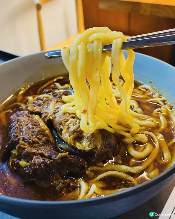 觀塘➡️➡️➡️黑布小巷