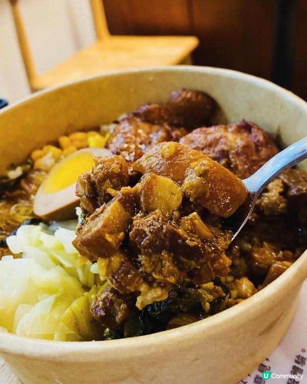 觀塘➡️➡️➡️黑布小巷