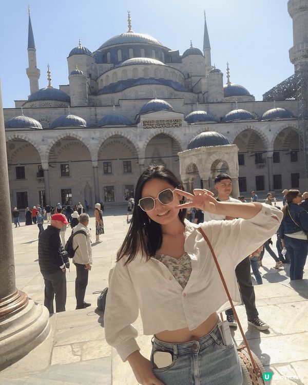 大家一生人必定要去一次土耳其，就算在路邊拍的街拍（圖一），也...