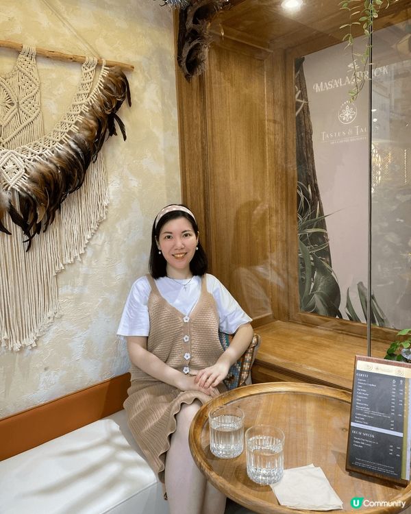 新Cafe打卡熱點，搭配秋冬既衣服，cafe 既蛋糕都好好食...