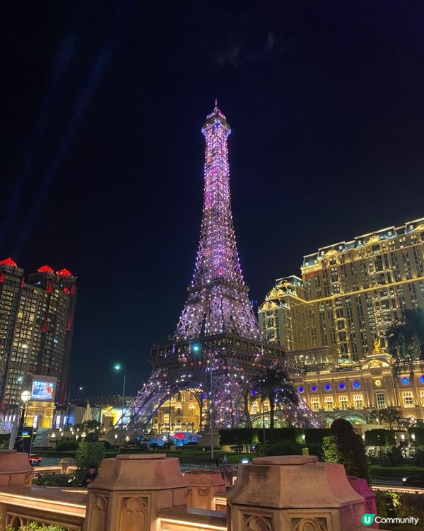  🩷🤍粉紅色10月🤍🩷澳門巴黎鐵塔｜乳癌基金會