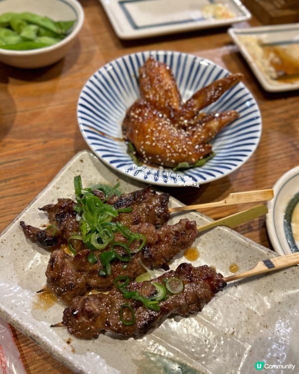 用船漿上菜 💕 300yen 均一價 💕 親民價地道爐端燒 