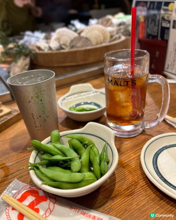 用船漿上菜 💕 300yen 均一價 💕 親民價地道爐端燒 