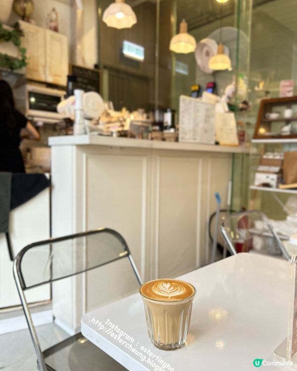 望住街景嘆杯靚咖啡 ☕️😘