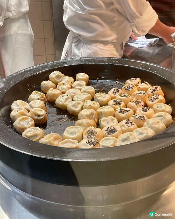 首嚐小楊生煎包