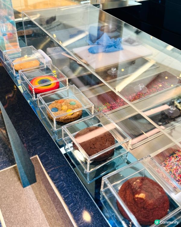 🐶🌭獨特熱狗配繽紛甜品，仲係寵物友善！