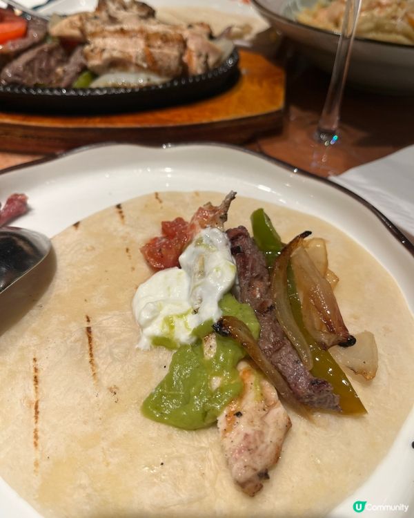 啟德新商場空中花園 🐶🍻  
放工嘆墨西哥菜，寵物友善餐廳，