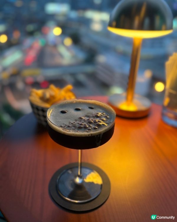 【尖東酒店】唯港薈9樓酒吧 罕見壯觀的隧道城景+露天景致