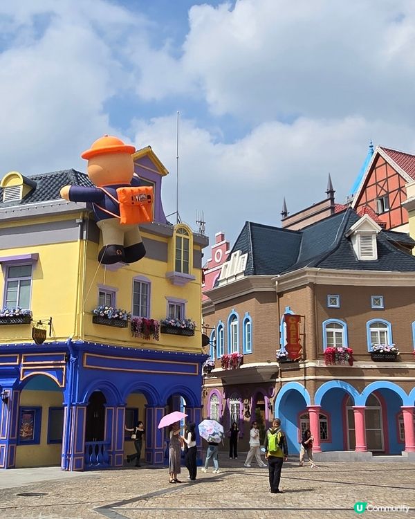 深圳世界之窗旁的免費‘’梅拉尼亞小鎮‘’