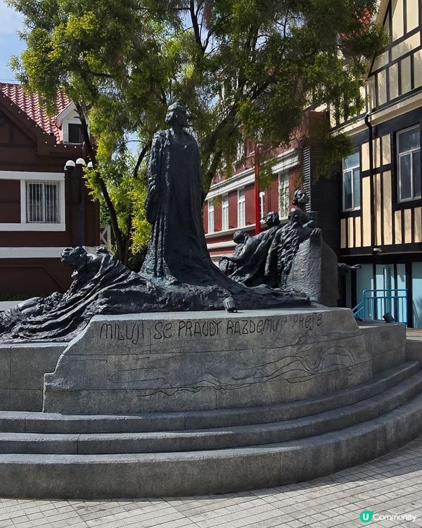 深圳世界之窗旁的免費‘’梅拉尼亞小鎮‘’