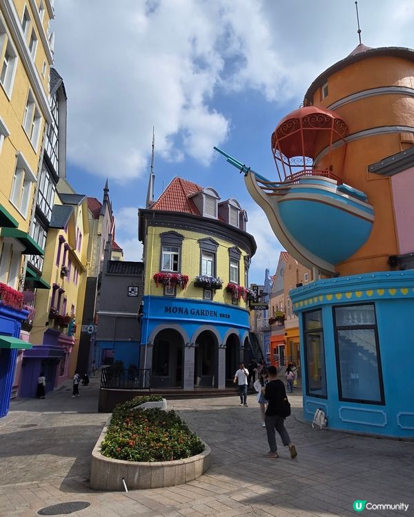 深圳世界之窗旁的免費‘’梅拉尼亞小鎮‘’