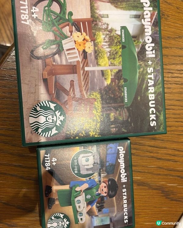 Playmobil x Starbucks 