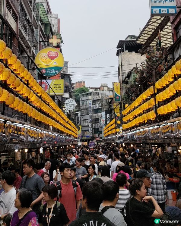 ## 基隆廟口夜市人山人海🤤勁多必試地道小食💜