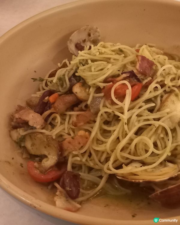 清酒青介醬煮天使麵，好特別。