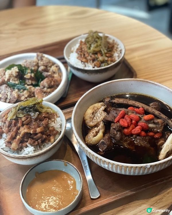 好味道👍🏻台蔡滷肉飯