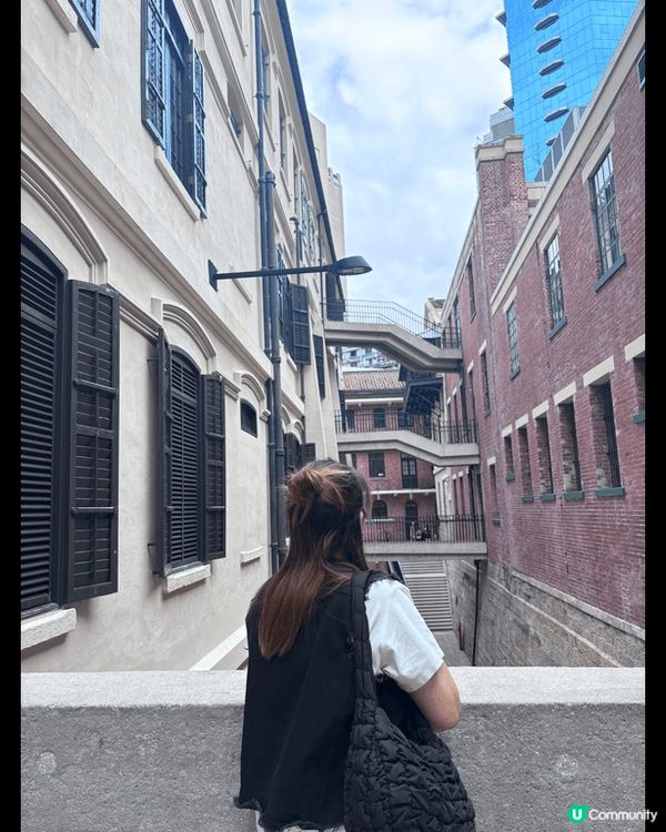 放假同屋企人去大館感受歷史同文化氣息
