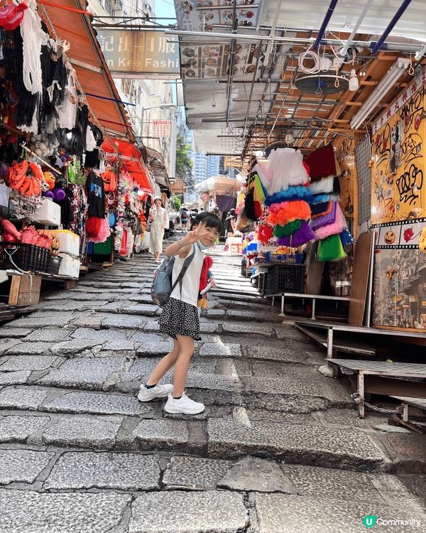 放假同屋企人去大館感受歷史同文化氣息
