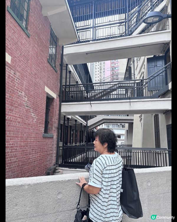 放假同屋企人去大館感受歷史同文化氣息
