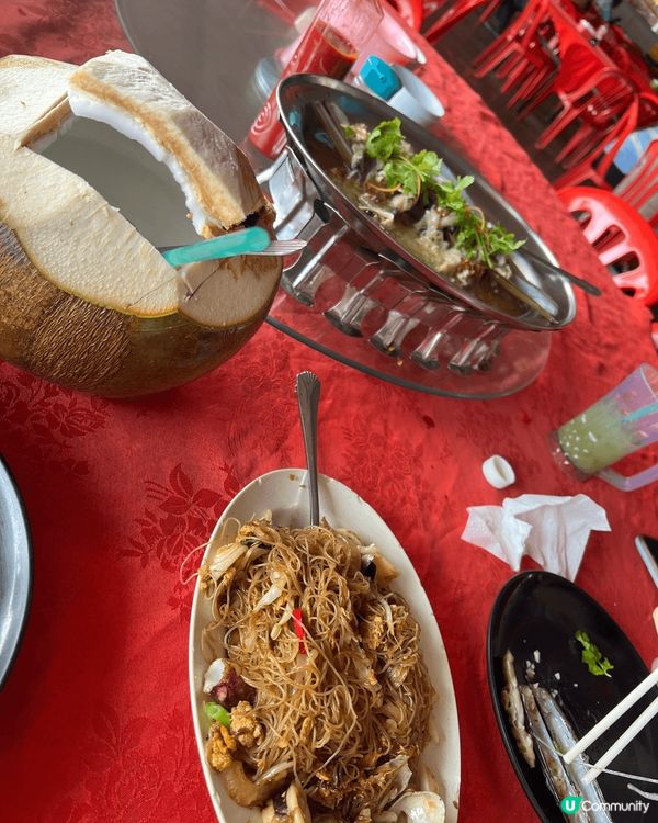 每個禮拜去?馬來西亞旅行，有食當地??，即係肉骨茶呢間叫做銘...