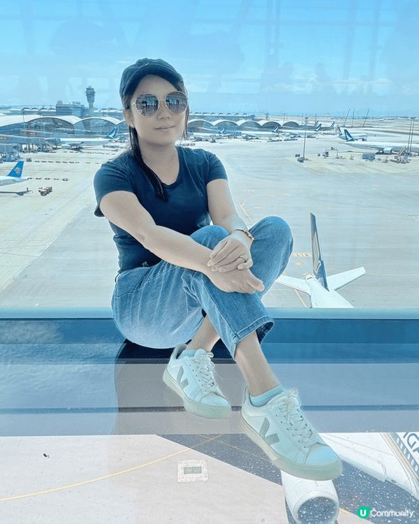 香港機場打卡點！Sky bridge 玻璃地面近距離觀看飛機...