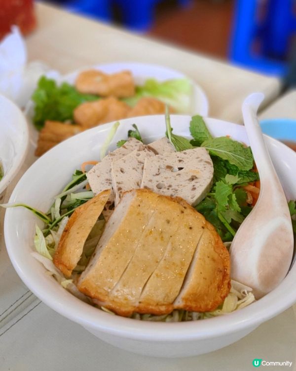 鰂魚涌✨️新開越式素食小店｜必試越南撈檬、米紙卷、特色小食