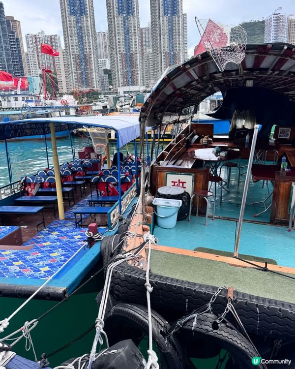 香港都有floating餐廳? 🚤 香港仔正宗舢舨艇仔粉