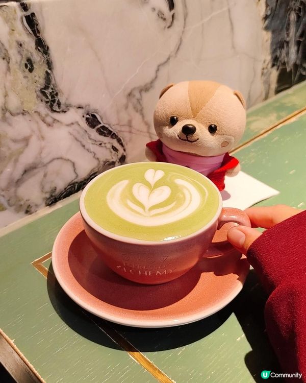 《易出片！海港城悠閒咖啡店》