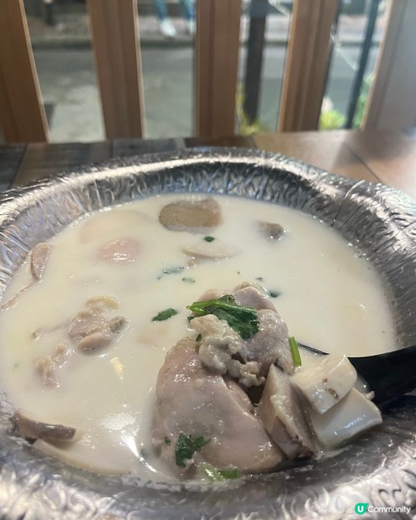 ## 加連威老道隱世泰式酒吧 🍻