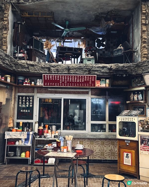 ## 🎬 走進香港電影九龍城寨場景！重返80年代！