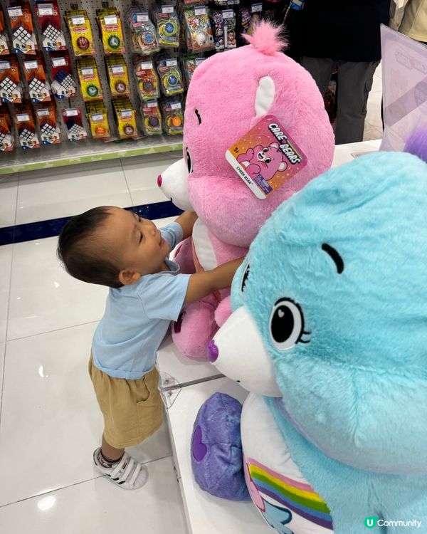 👶🏻見到心愛玩具寶寶勁興奮😆🤣🤩